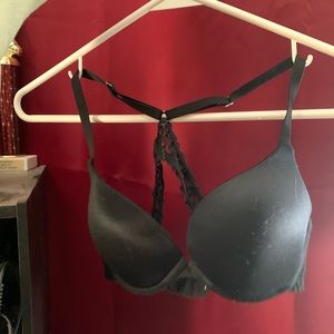 Black push up bra